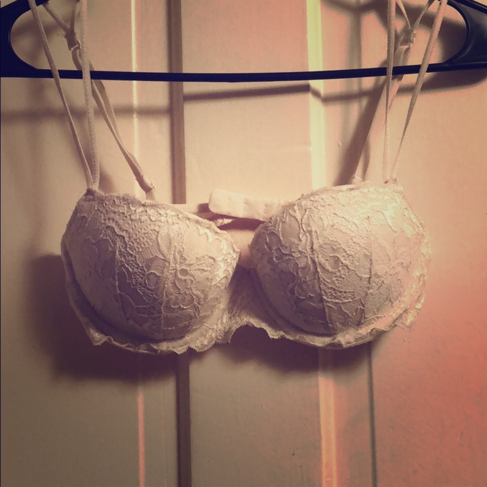 34B lace white bra